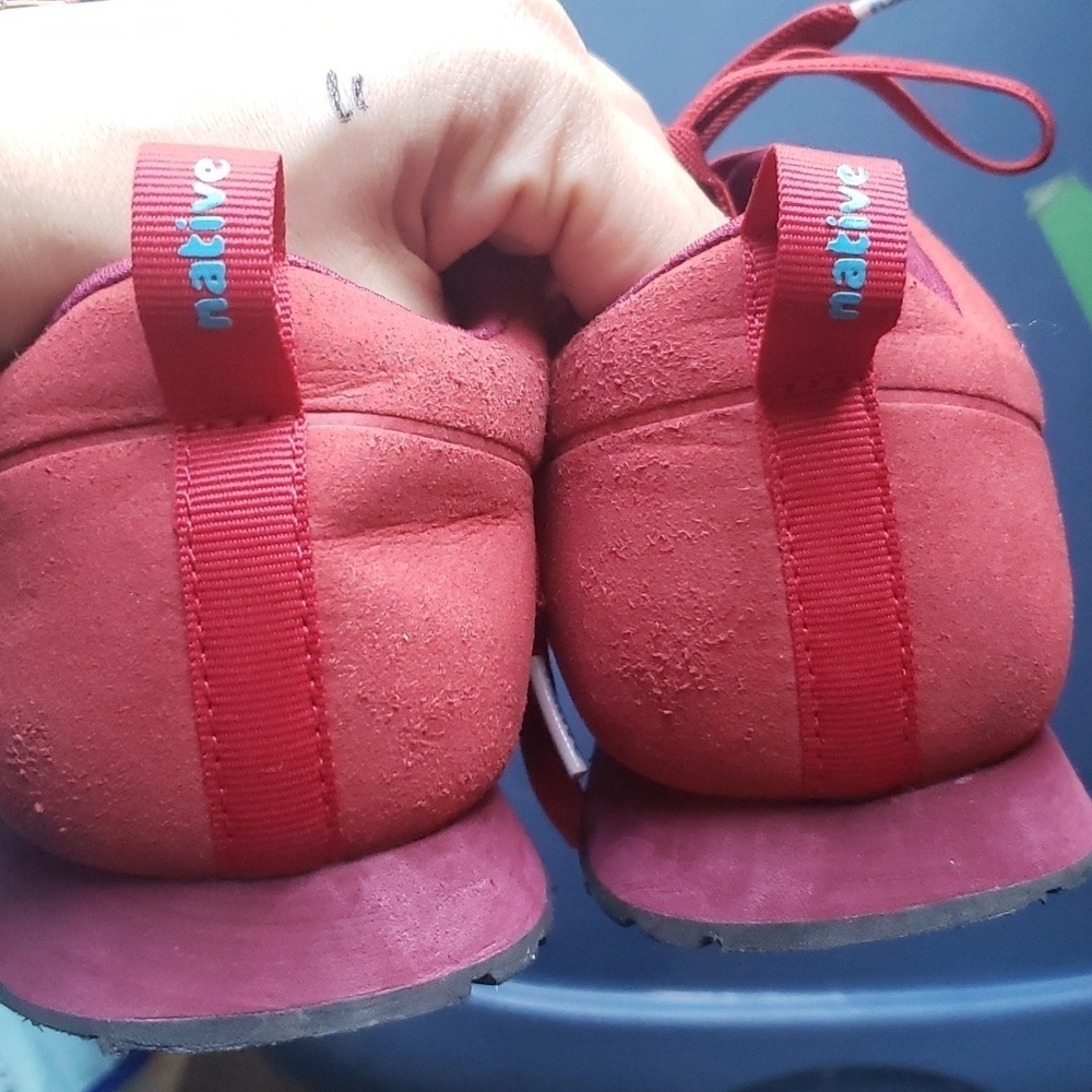 Native red sneakers size 7 women's - Picture 2 of 4